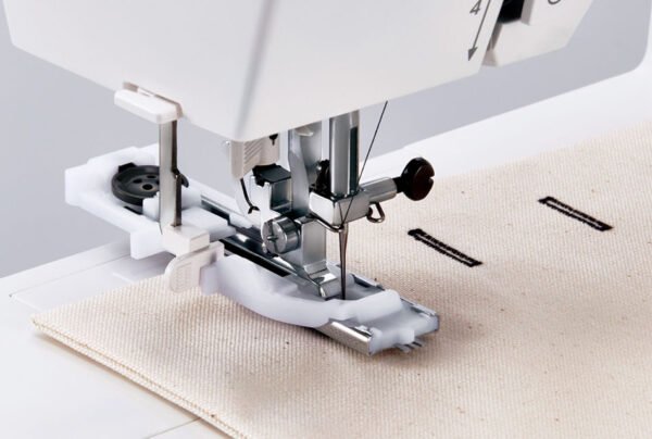 Machine à coudre 1522BL – Image 6