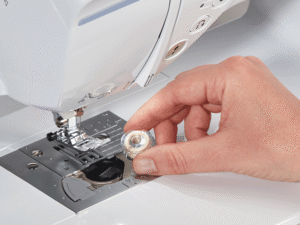Machine à coudre, à quilter et à broder Innov-is NV2700