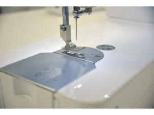 Machine à coudre Janome HD9 Professional