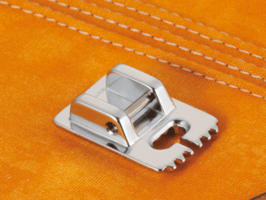Alternative view of Pied 5 nervures pour plis cousus 5 mm F037N