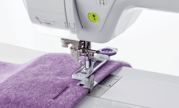 Pied boutonnière A1 avec plaque stabilisatrice en métal F083