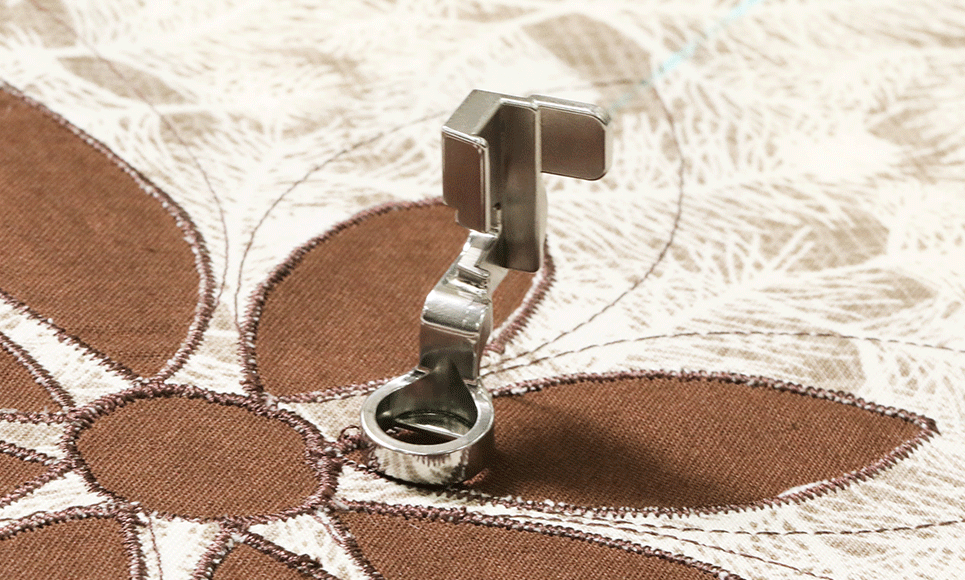 Pied à quilter pour règle en fixation basse F089