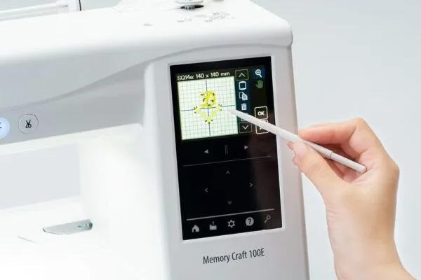 Machine à broder JANOME Memory Craft 100E