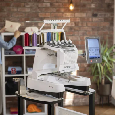 PR1060W machine à broder à 10 aiguilles