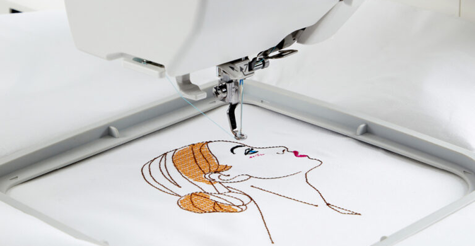 Machine à broder JANOME Memory Craft 100E