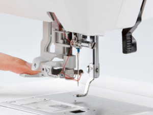 Machine à broder JANOME Memory Craft 100E