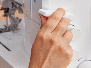 CV3550 Brother Recouvreuse