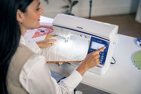 Fonction pivot - Brother Inventio NV1850Q