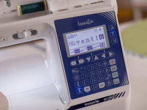 Machine à coudre et à quilter Inventio NV1850Q