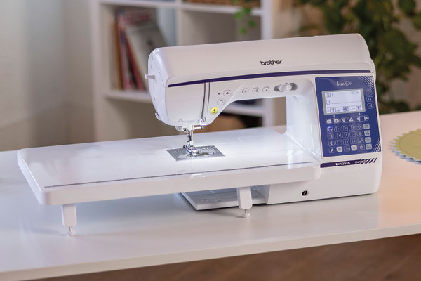 Table d’extension incluse - Brother Inventio NV1850Q