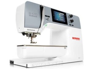 Machine à coudre et à broder Bernina 570QE (9mm)