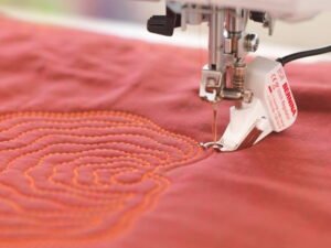 Machine à coudre et à broder Bernina 770QE PRO