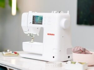 Machine à coudre BERNINA 335