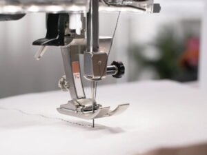 Machine à coudre et à broder Bernina Série-5 540