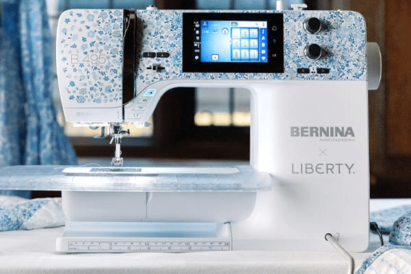 Machine à coudre BERNINA 495 Liberty Edition
