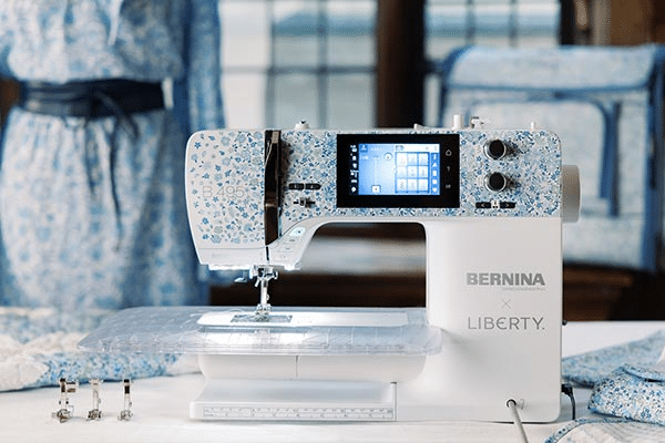 Des points parfaits parfaitement faciles BERNINA 495 Liberty Edition